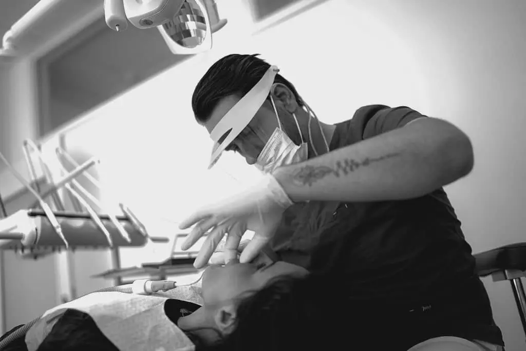 Tandimplantat hos Sätra Tandkliniken